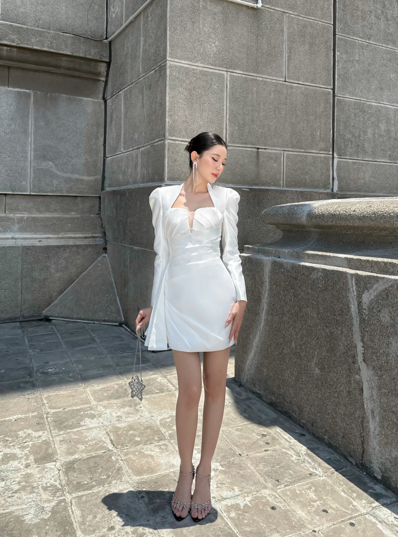 Váy dài tay dập tà bên 2 Váy dài tay dập tà bên - Ảnh 2