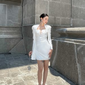 Váy dài tay dập tà bên