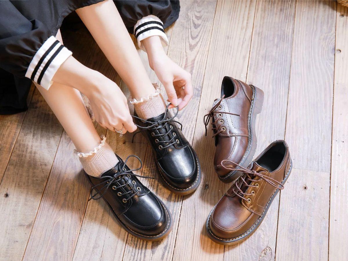 Bí Quyết Phối Đồ Với Giày Oxford Nữ Từ Chuyên Gia 7 Cách phối giày oxford với chân váy