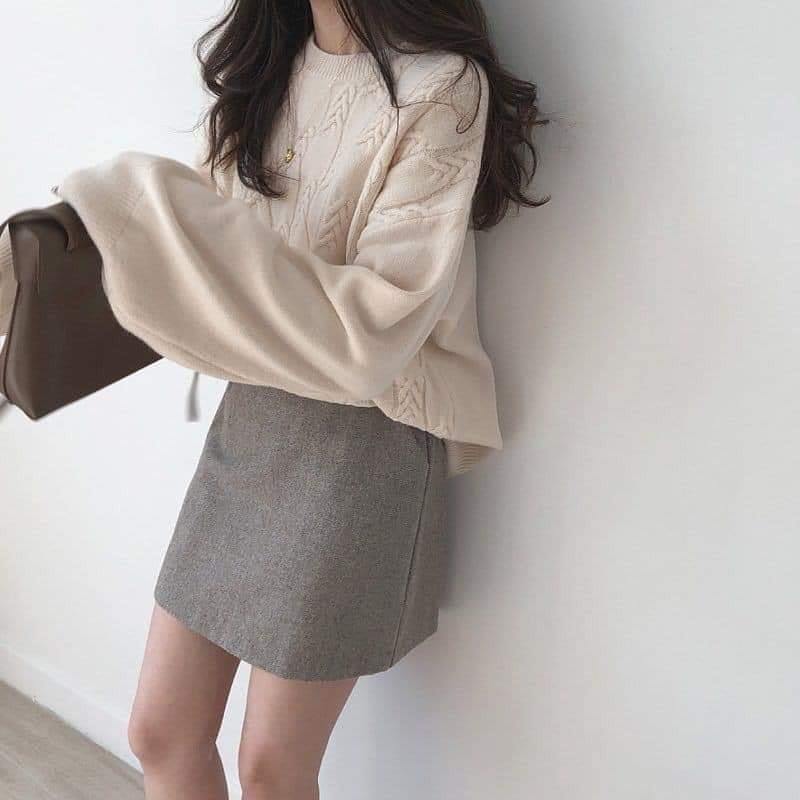 Phối đồ phong cách preppy với áo gile và áo giữ nhiệt