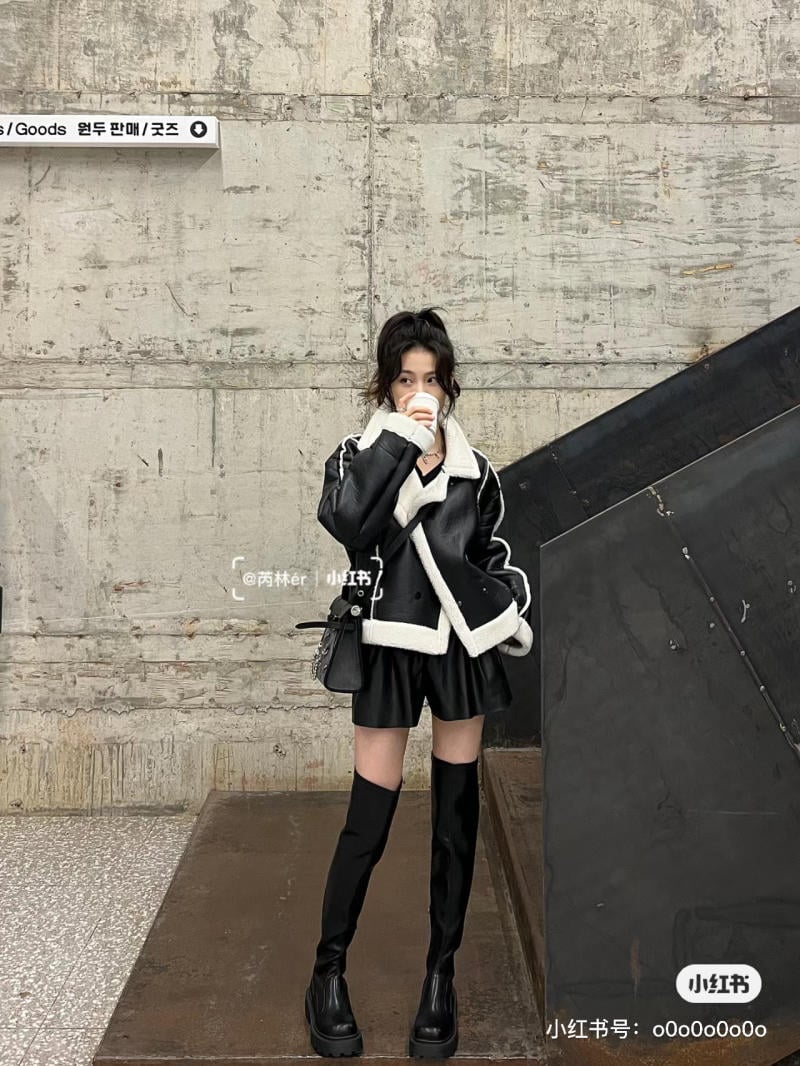 15+ Cách Phối Đồ Với Giày Boot Nữ Cổ Cao Hack Dáng Sành Điệu 7 Phối đồ với boot đùi