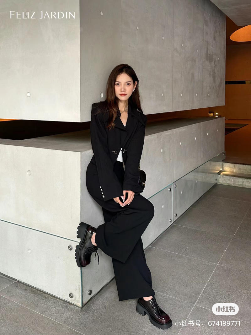 Bí Quyết Phối Đồ Với Giày Oxford Nữ Từ Chuyên Gia 4 Phối đồ với giày oxford nữ công sở