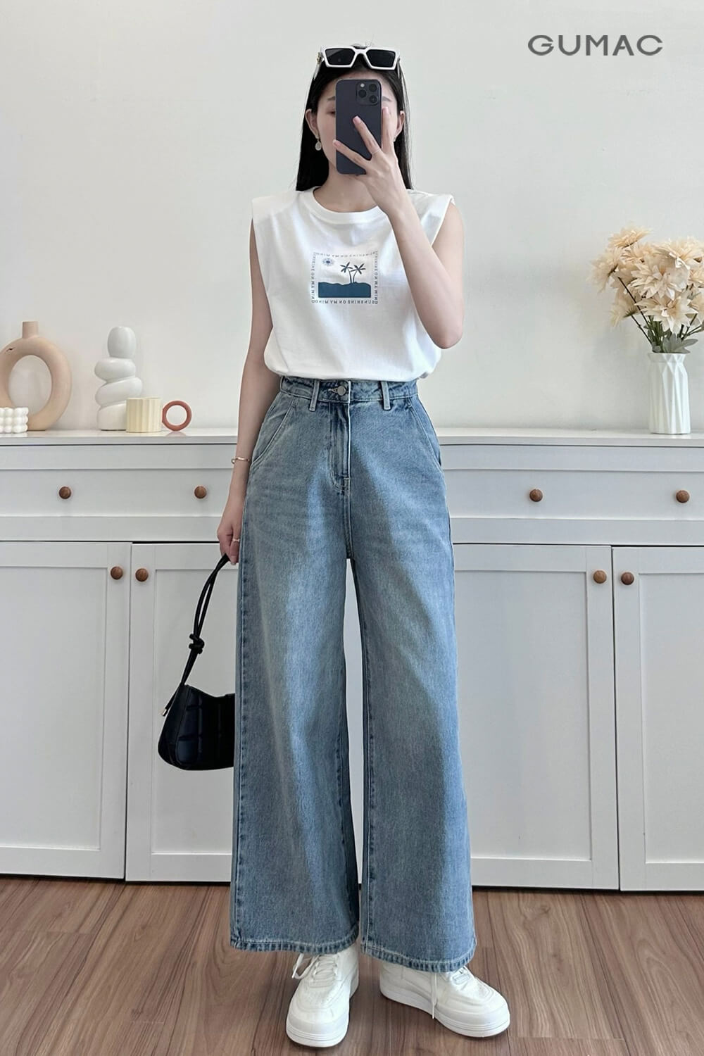 Phối đồ với quần jean trắng nữ