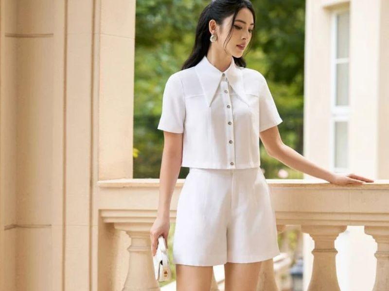 Phụ kiện cho quần short trắng