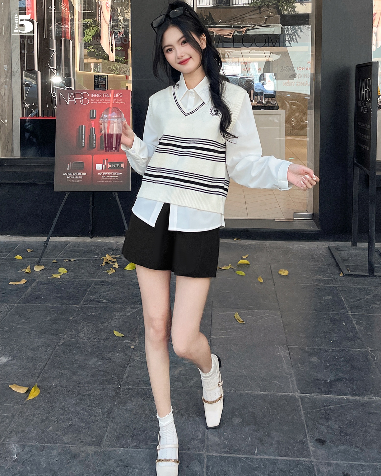 Outfit quần short nữ mùa đông