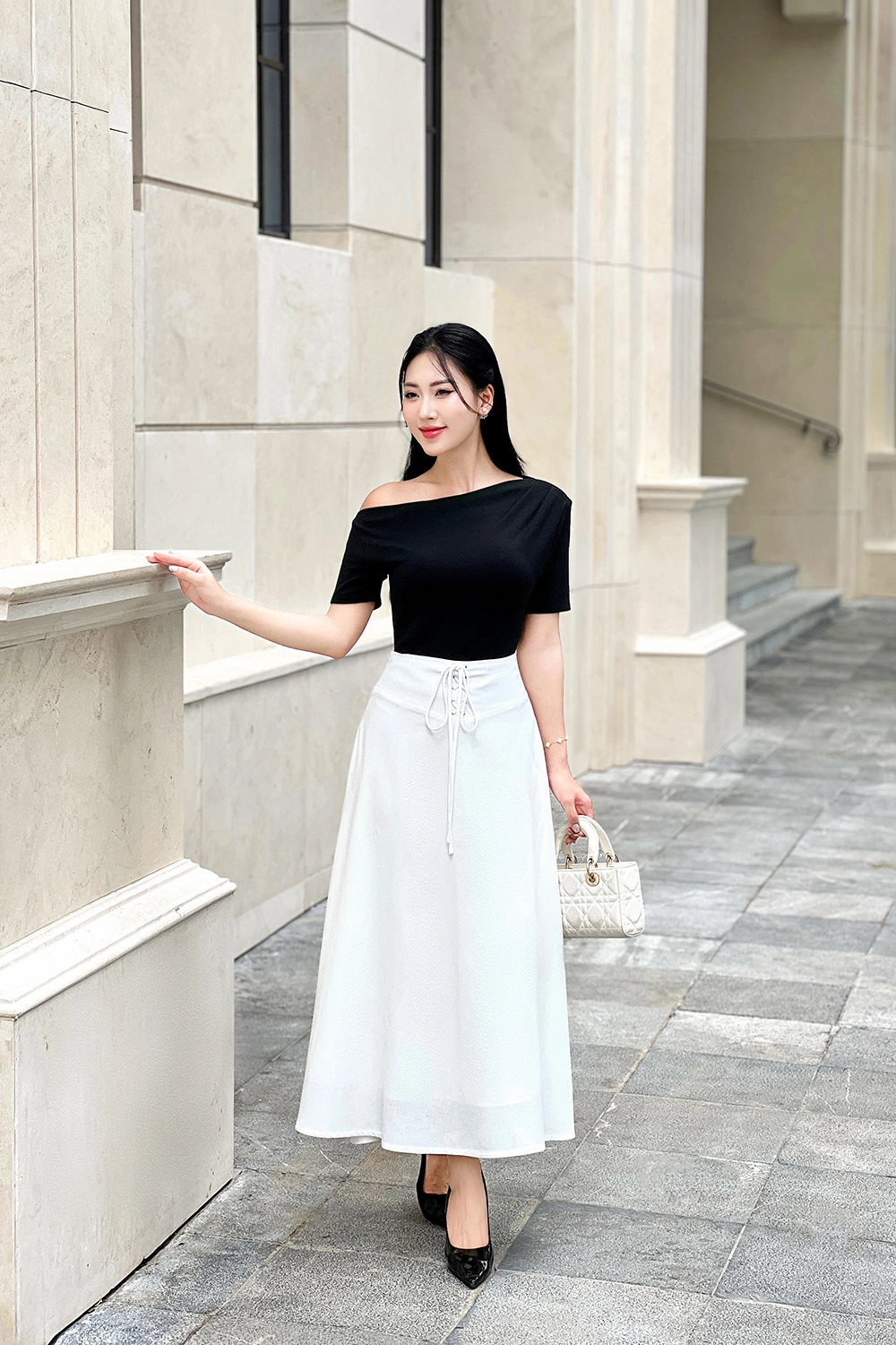 10+ Cách Phối Đồ Với Chân Váy Trắng Dài Mùa Đông Sành Điệu 4 Mix đồ với chân váy trắng dài mùa đông