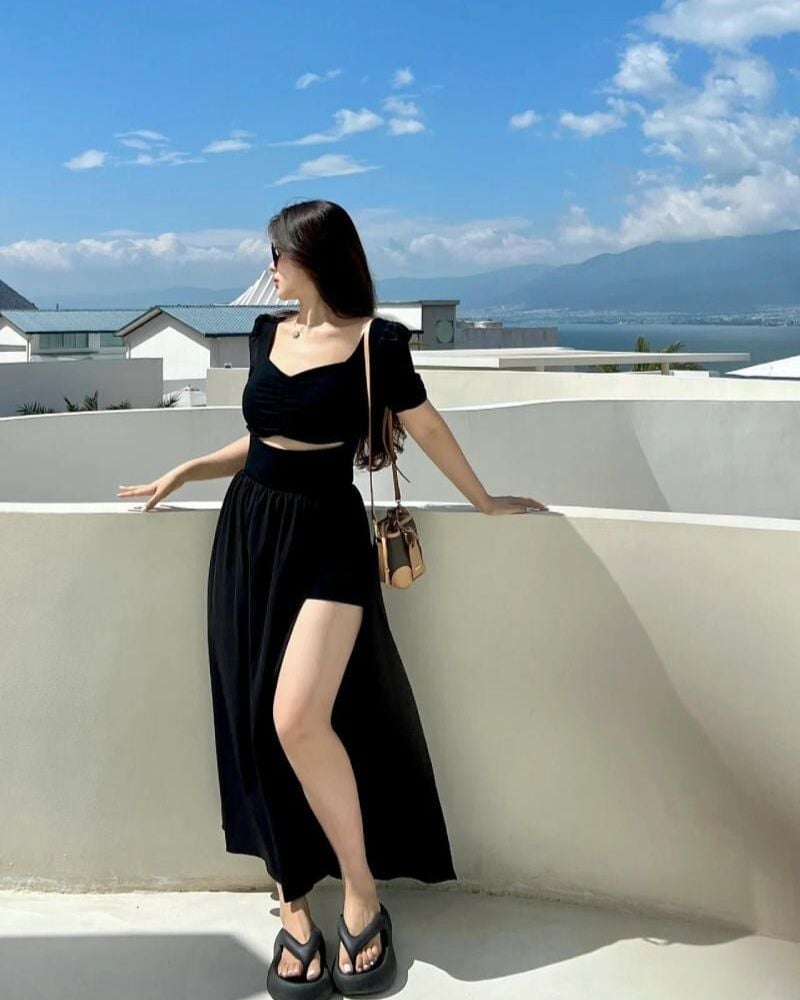 15+ Cách Phối Đồ Đi Biển Cho Nữ Béo Hack Dáng Cực Đỉnh 2 Váy maxi đi biển cho người béo bụng