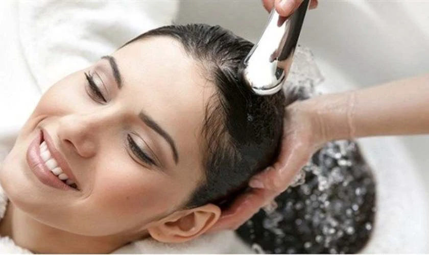 Mùng 1 gội đầu được không