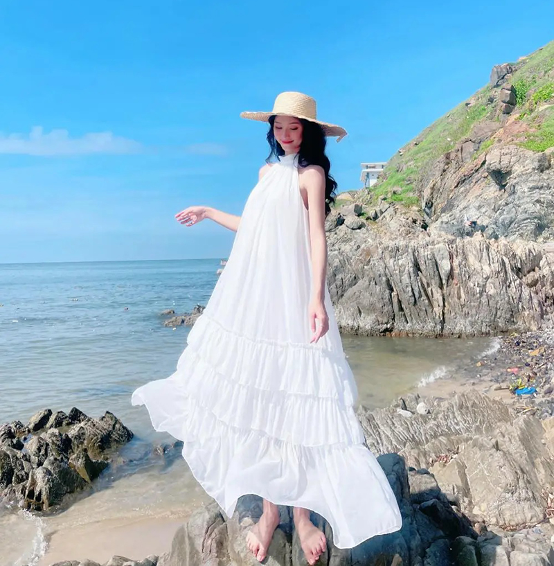 Phụ kiện phối đồ đi biển