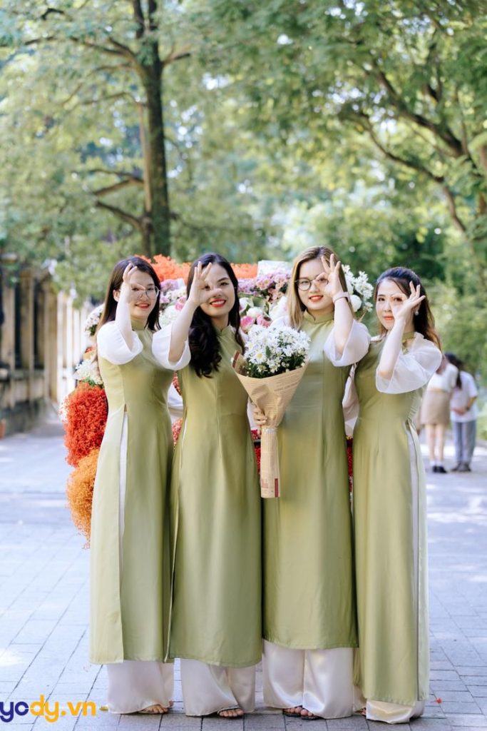 phoi mau ao dai tron 7226